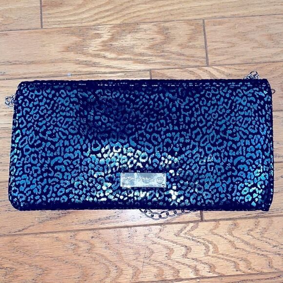 Betsey Johnson large leopard print clutch, in excellent condition, beautiful. - Picture 6 of 9